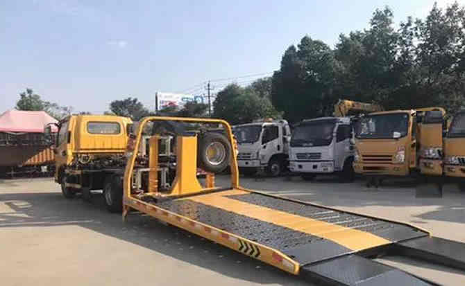 安福汽车中途维修案例